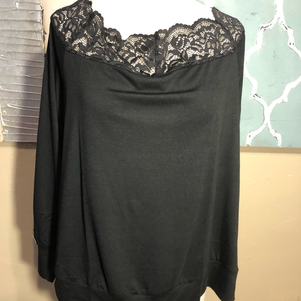 Size XL off shoulder lace top